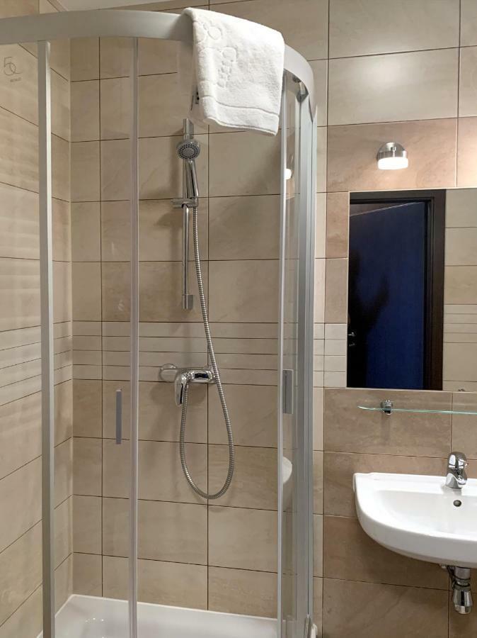 Apartament Tit Aquarius Spa كولوبرزيغ المظهر الخارجي الصورة
